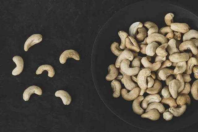 Les Noix d’Anacarde : Bienfaits et Gourmandise