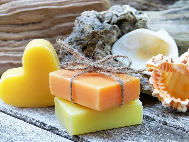 Découvrez les étapes simples pour fabriquer du savon maison — photo 2